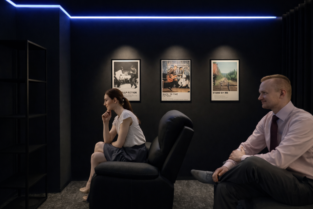 COMMUNITY SPACEloading=