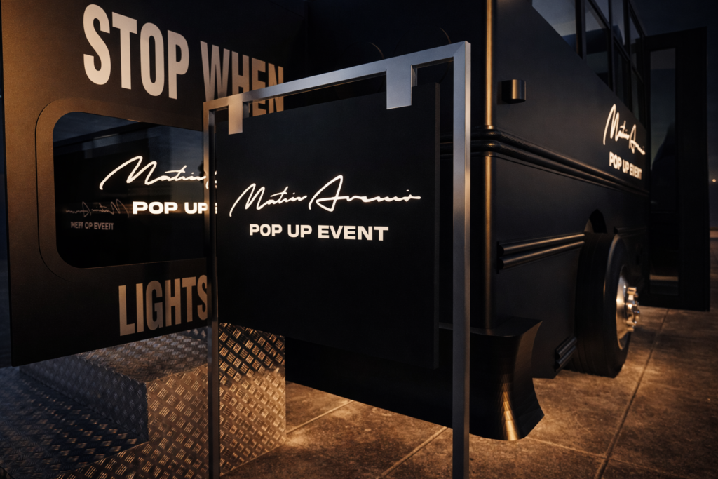 MOBILE APPAREL SHOPloading=